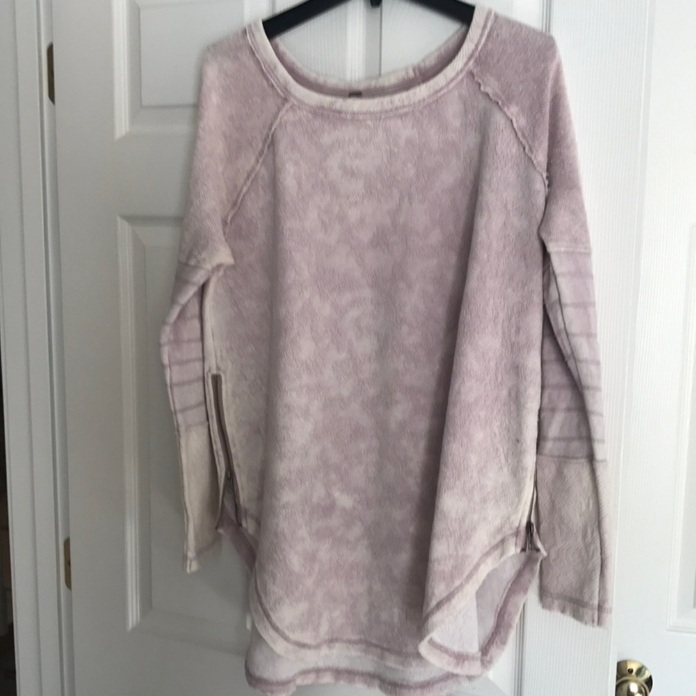 Free People poly/cotton blend Top